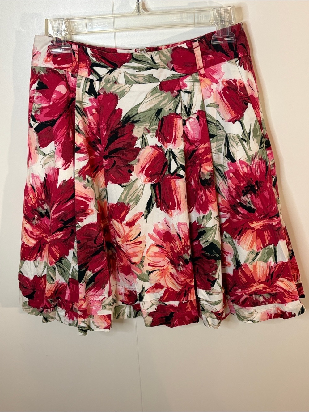 White House Black Market Red Pink Floral A-Line Skirt